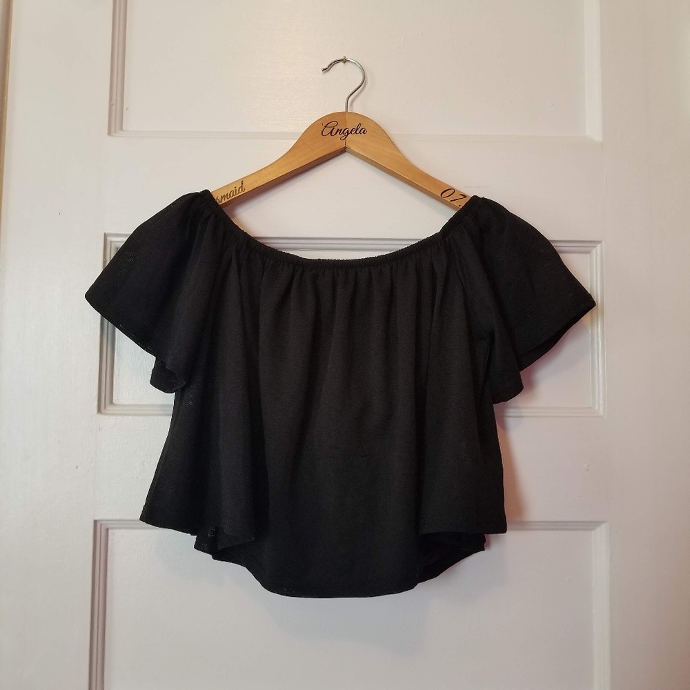 Atmosphere Black Flowing Crop top w/ built-in bra